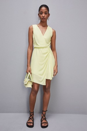 Patrizia Pepe Wrap-effect Sleeveless Dress In Certified Viscose Jaune | LYOND4157